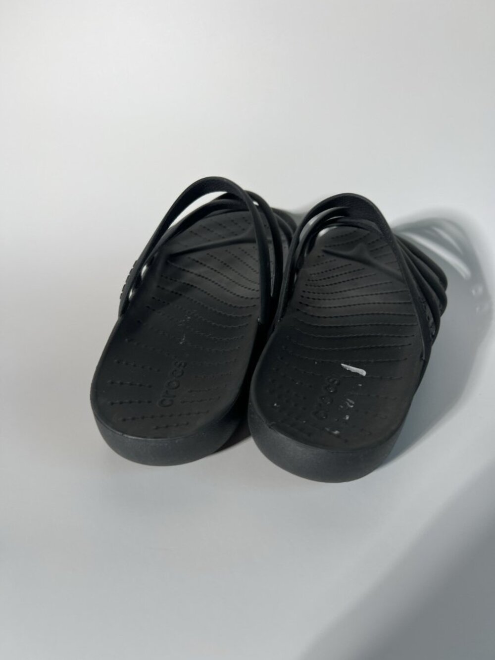 CROCS Patricia Black Sandal Flip Flop Womens Size 8 Comfy Travel Beach - Picture 4 of 16